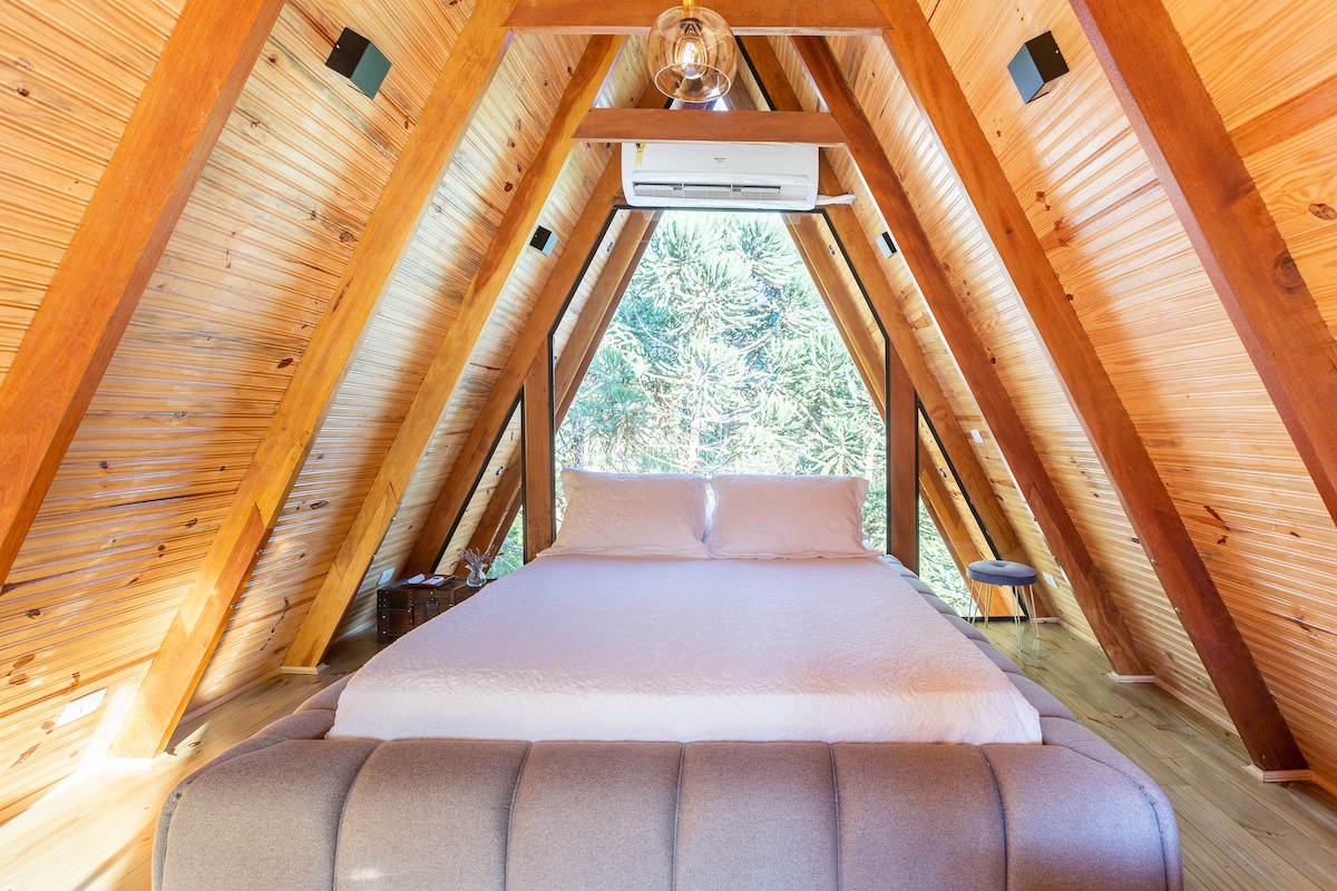 Bacon ipsum dolor amet pig porchetta prosciutto tail pork loin biltong landjaeger shoulder sausage.