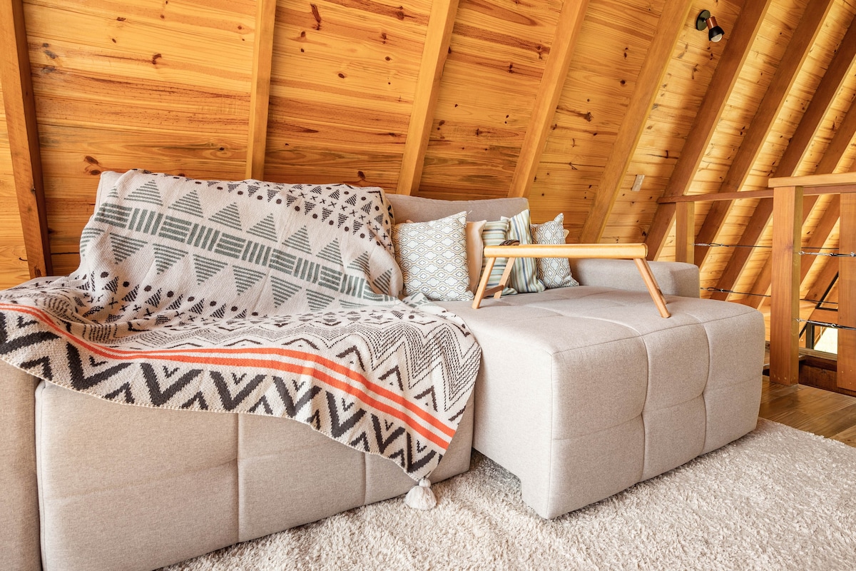 Bacon ipsum dolor amet brisket boudin ball tip tongue cow, shoulder doner landjaeger spare ribs pork chop chislic ribeye.