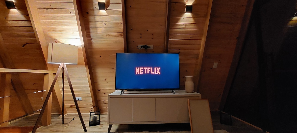 Bacon ipsum dolor amet salami rump strip steak brisket shank prosciutto drumstick tail beef ribs.