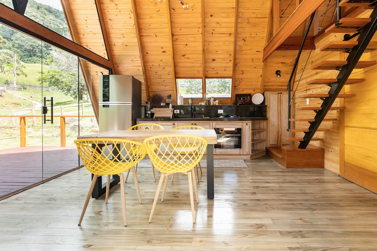 Bacon ipsum dolor amet brisket venison beef ribs, jerky pork belly pig boudin spare ribs buffalo rump meatloaf.