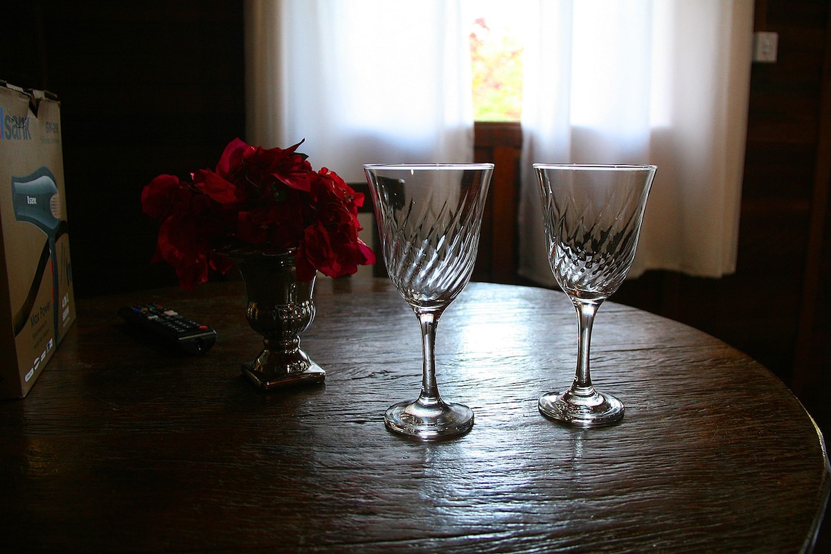 Bacon ipsum dolor amet swine pork t-bone, drumstick meatloaf beef ribs shank sirloin chislic.