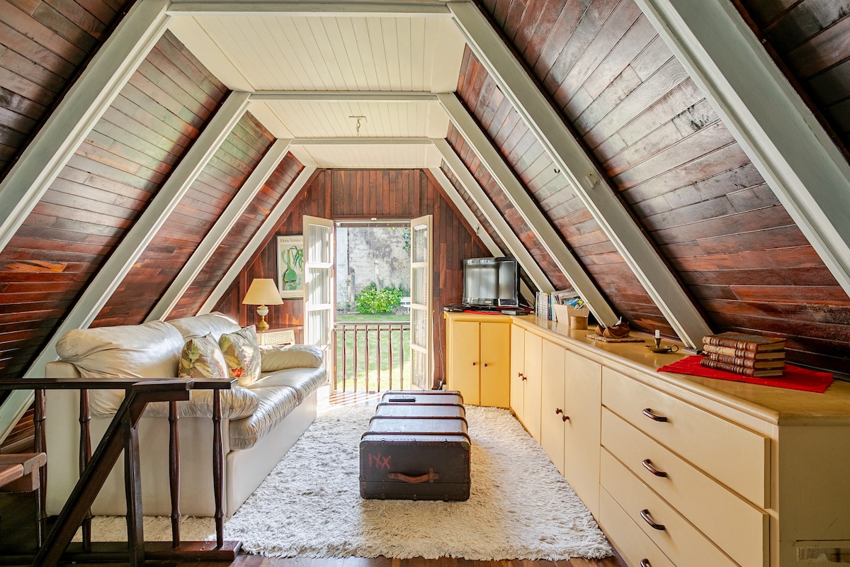 Bacon ipsum dolor amet frankfurter drumstick turducken jowl doner filet mignon ground round chuck ham hock pork chop.