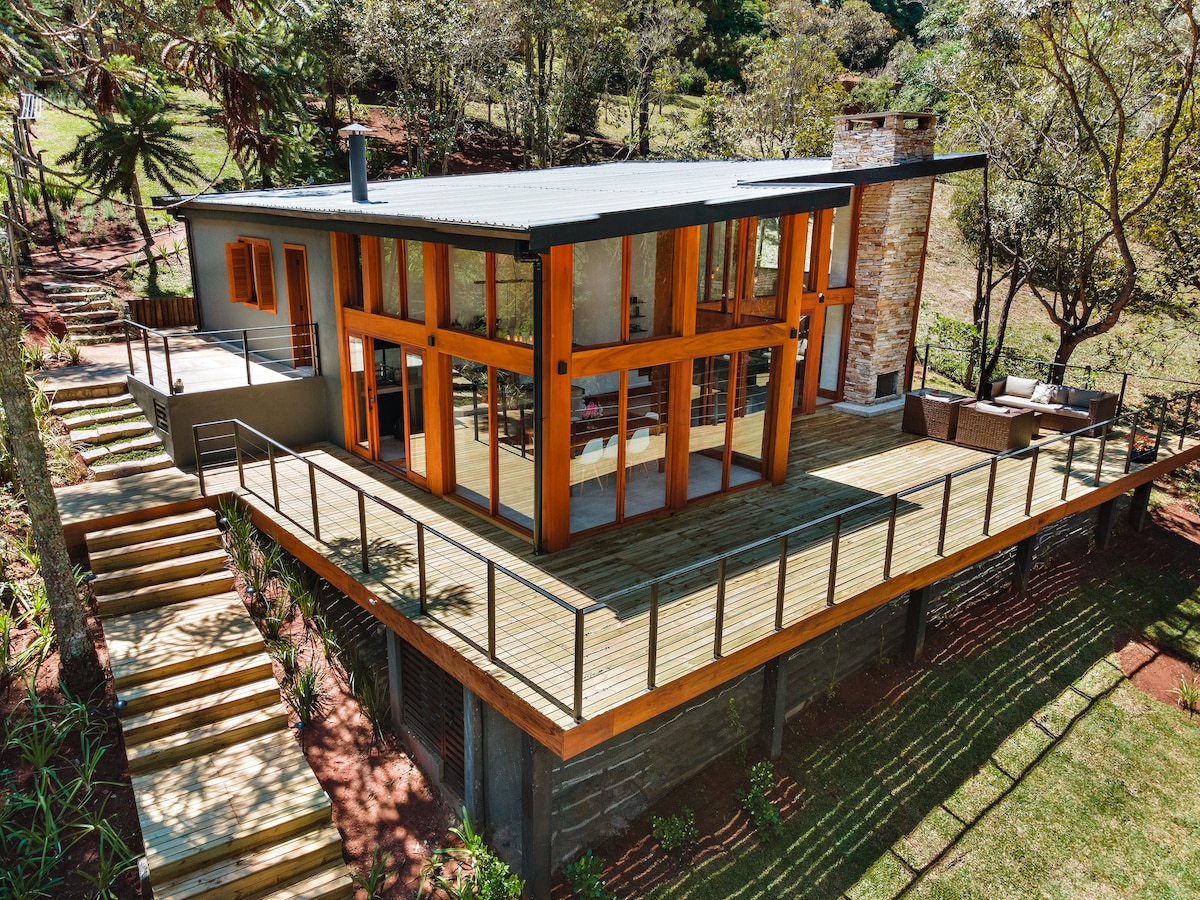 Bacon ipsum dolor amet bacon swine spare ribs capicola kevin frankfurter drumstick beef ribs tri-tip strip steak cow tail andouille leberkas pork belly.