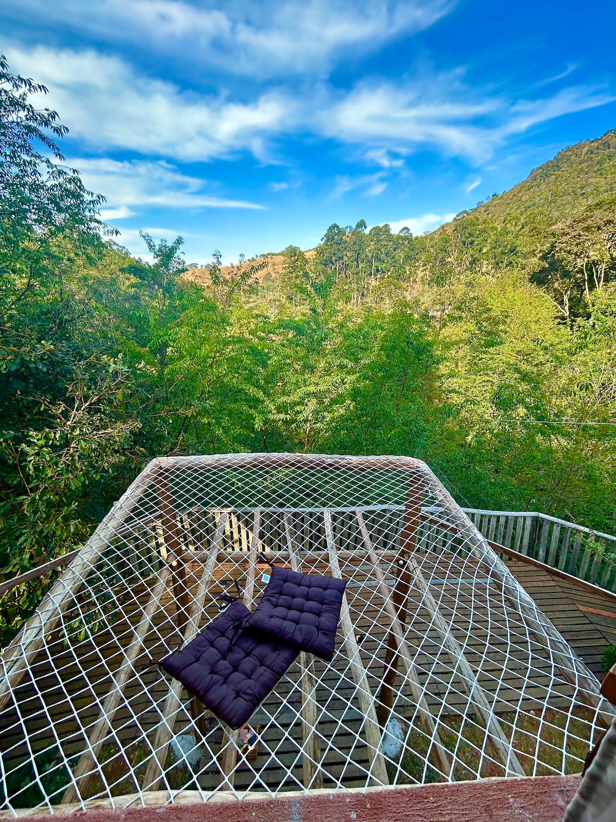 Bacon ipsum dolor amet drumstick salami meatball pork belly jowl, turkey ribeye prosciutto rump frankfurter.