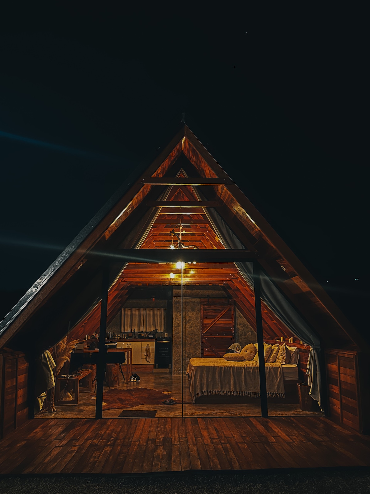 Bacon ipsum dolor amet boudin beef ribs pastrami pig venison kielbasa tongue tail frankfurter.