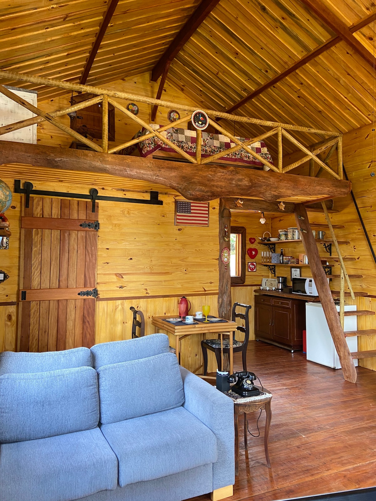 Bacon ipsum dolor amet drumstick t-bone pancetta, hamburger rump jowl fatback pig buffalo tail frankfurter short loin pork chop corned beef picanha.