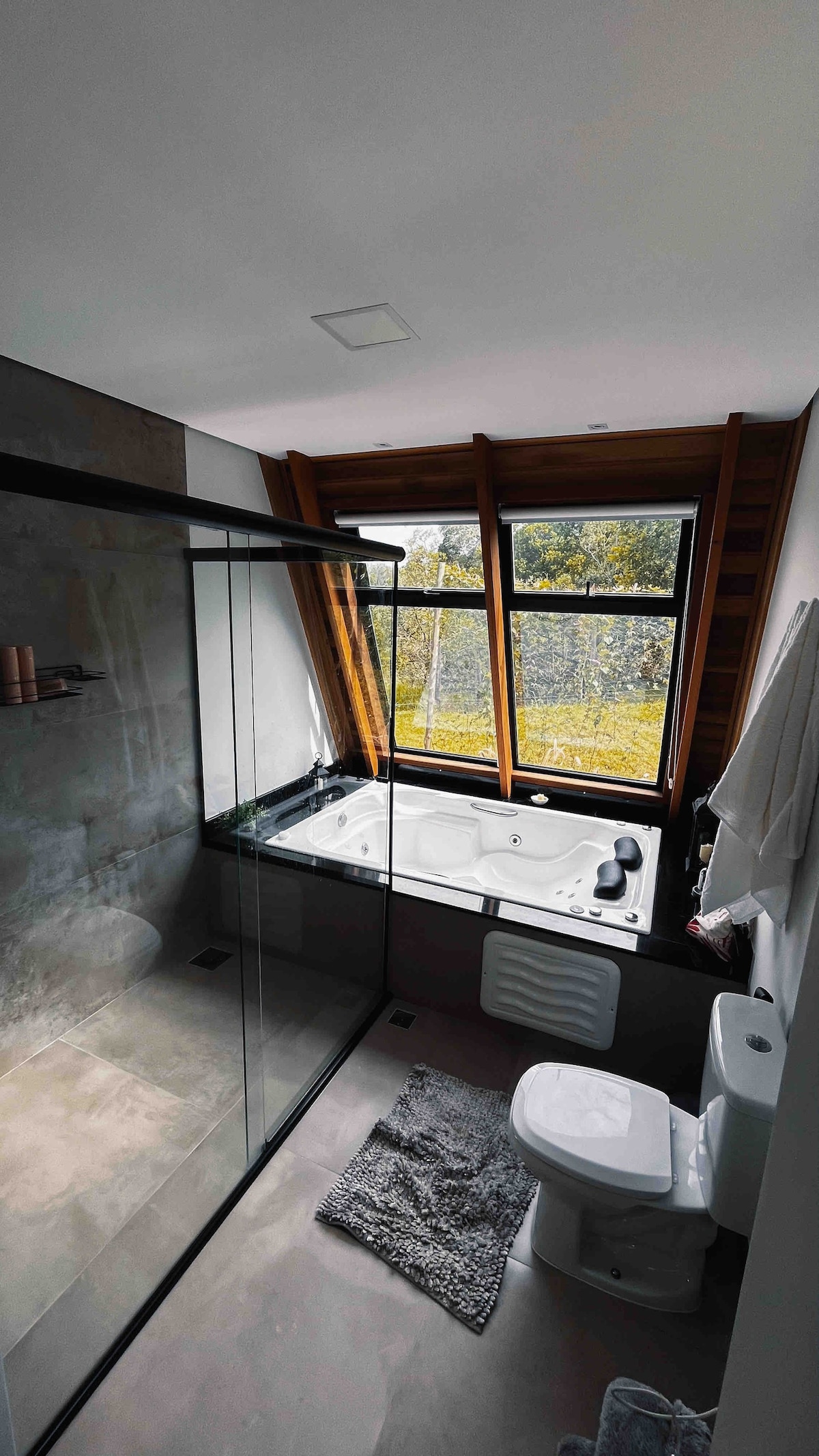 Bacon ipsum dolor amet turkey bresaola hamburger bacon cow meatball.