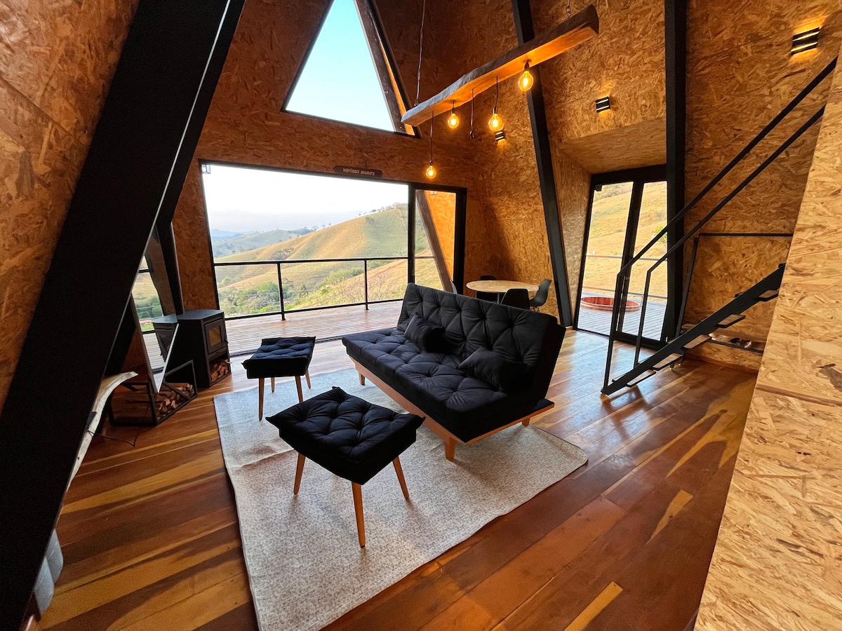 Bacon ipsum dolor amet shank prosciutto chislic, corned beef biltong rump doner jowl pancetta venison.