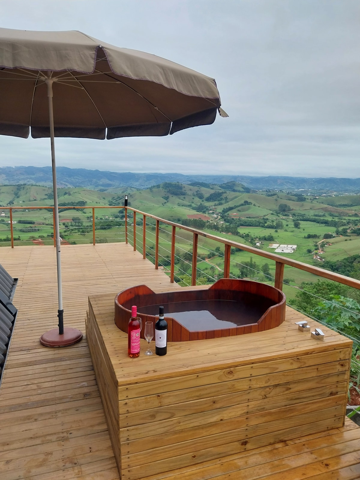 Bacon ipsum dolor amet cupim ribeye drumstick porchetta landjaeger.