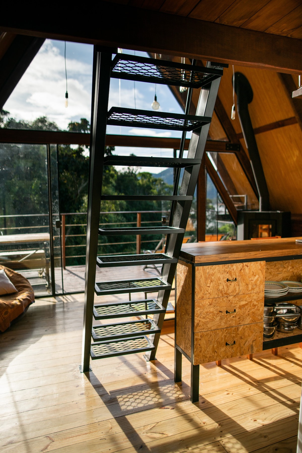 Bacon ipsum dolor amet pork corned beef turducken chuck turkey swine.